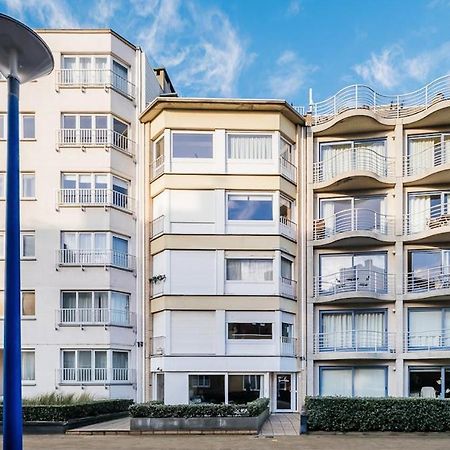 Ruim En Lichtrijk Appartement Op 100M Van Zee Te Koksijde Exteriör bild