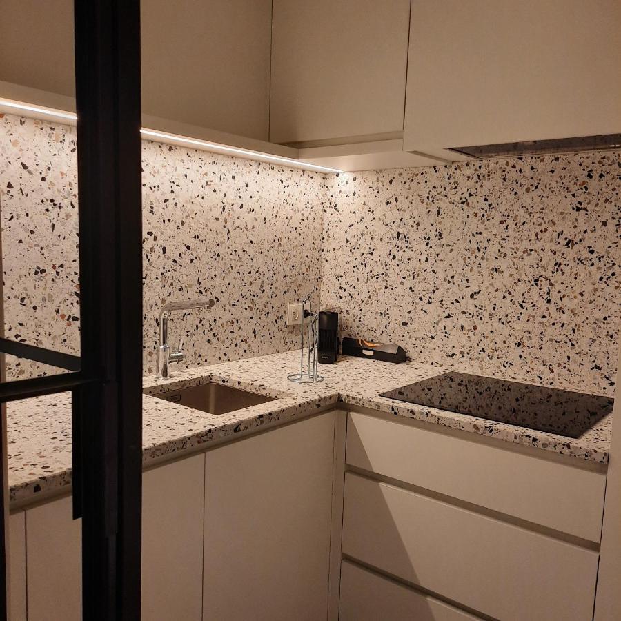 Ruim En Lichtrijk Appartement Op 100M Van Zee Te Koksijde Exteriör bild